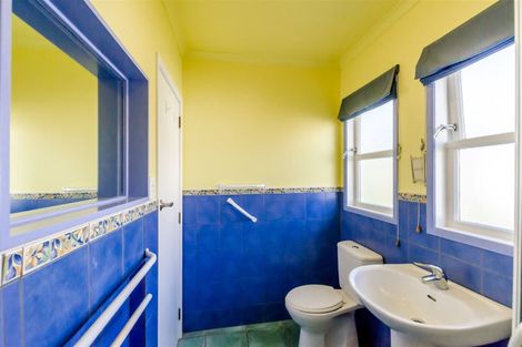 Photo of property in 151 Te Moana Road, Waikanae, 5036