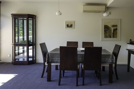 Photo of property in Montreaux Apartments, 5a/164 The Terrace, Wellington Central, Wellington, 6011