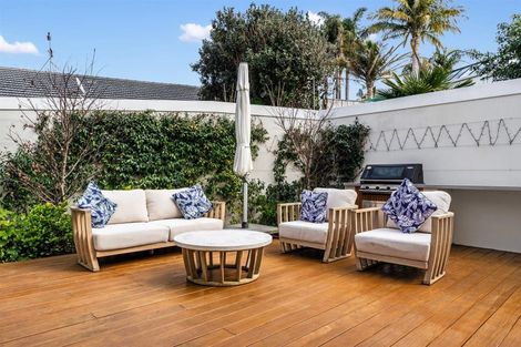 Photo of property in 1/6 Campbell Road, Takapuna, Auckland, 0622