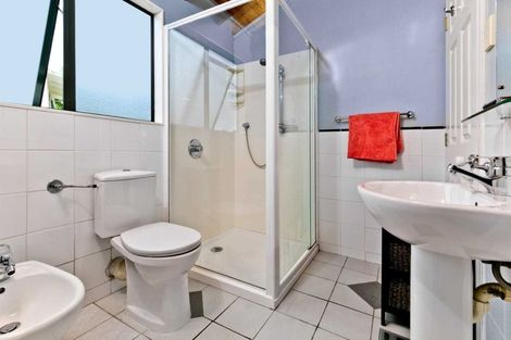 Photo of property in 46 Vintage Drive, Henderson, Auckland, 0612