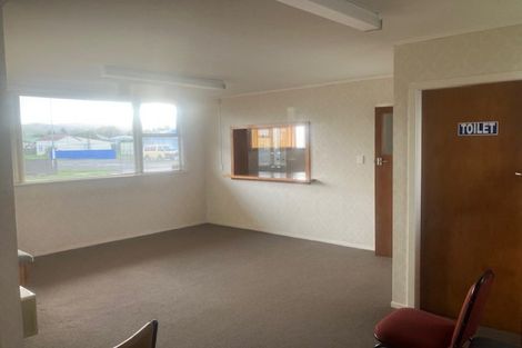 Photo of property in 58 Mclean Street, Woodville, 4920