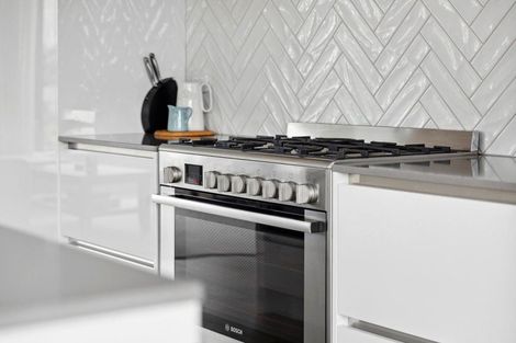 Photo of property in 10 Ada Close, Cambridge, 3434