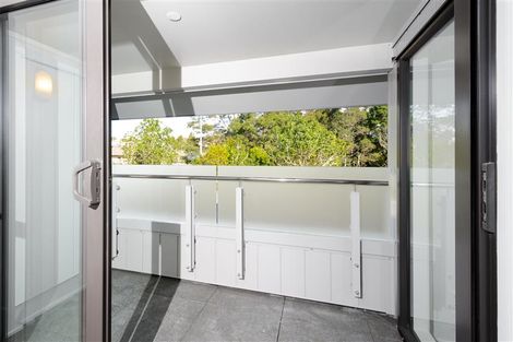 Photo of property in 11a/30 Westward Ho, Glen Eden, Auckland, 0602