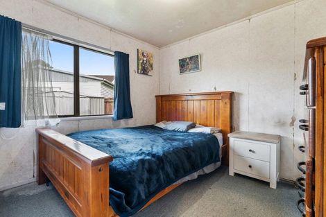 Photo of property in 5 Aronia Way, Goodwood Heights, Auckland, 2105