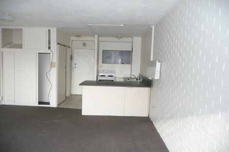 Photo of property in 1f/94 Dominion Road, Mount Eden, Auckland, 1024