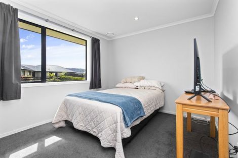 Photo of property in 37 Mike Smith Drive, Cambridge, 3434