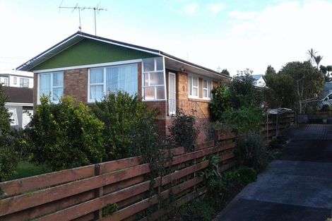 Photo of property in 1/3 Parker Avenue, New Lynn, Auckland, 0600