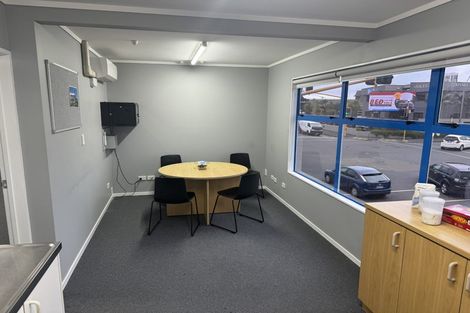 Photo of property in 352 Devon Street West, Lynmouth, New Plymouth, 4310