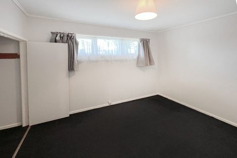 Photo of property in 20 Thornlow Street, Glendene, Auckland, 0602
