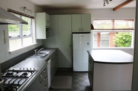 Photo of property in 29 Magnolia Grove, Maungaraki, Lower Hutt, 5010