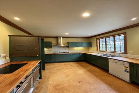 Photo of property in 18 Glenvar Ridge Road, Long Bay, Auckland, 0630