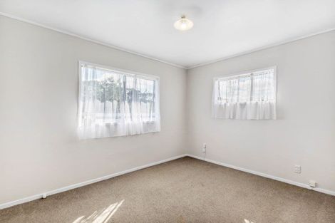 Photo of property in 1/504 Oruarangi Road, Mangere, Auckland, 2022