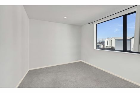 Photo of property in 10 Miromiro Street, Broomfield, Christchurch, 8042