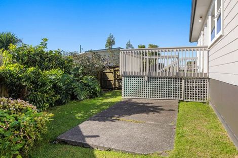 Photo of property in 18a Rishworth Avenue, Stanmore Bay, Whangaparaoa, 0932