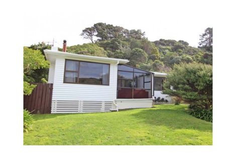 Photo of property in 11 Raroa Place, Pukerua Bay, 5026