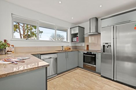 Photo of property in 28 Waitikiri Drive, Parklands, Christchurch, 8083