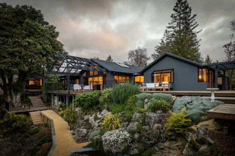 Photo of property in 115 Te Mata Peak Road, Havelock North, 4130