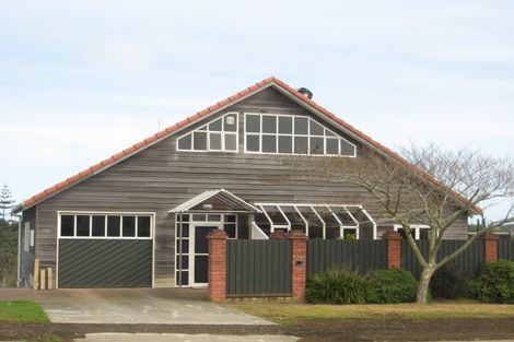 Photo of property in 55 Leslie Street, Waitara, 4320