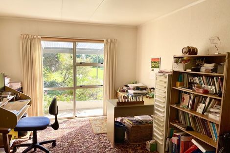 Photo of property in 22 Awamoa Road, Holmes Hill, Oamaru, 9401