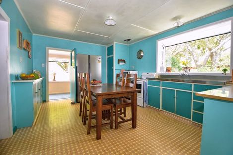 Photo of property in 93 Pembroke Street, Carterton, 5713