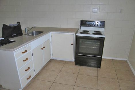 Photo of property in 5 Ranfurly Street, Hokowhitu, Palmerston North, 4410