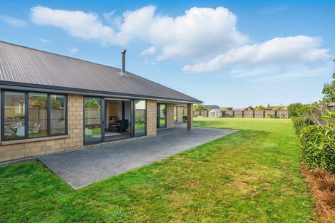 Photo of property in 18 Silver Peaks Drive, West Melton, 7618