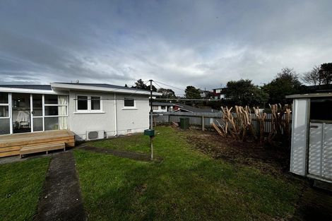 Photo of property in 92 Brois Street, Frankleigh Park, New Plymouth, 4310