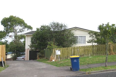 Photo of property in 3 Mona Vale, West Harbour, Auckland, 0618