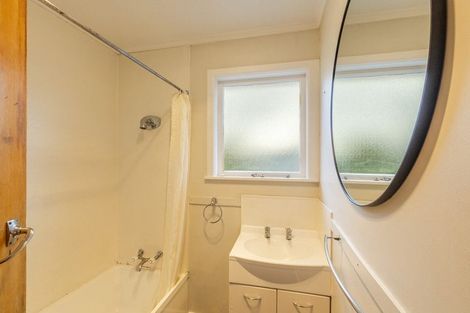 Photo of property in 24 Merton Crescent, Pirimai, Napier, 4112