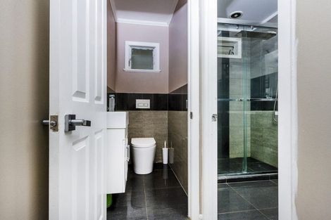 Photo of property in 20 Weldene Avenue, Glenfield, Auckland, 0629