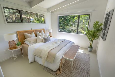 Photo of property in 1 Wairimu Way, Waipu, 0582