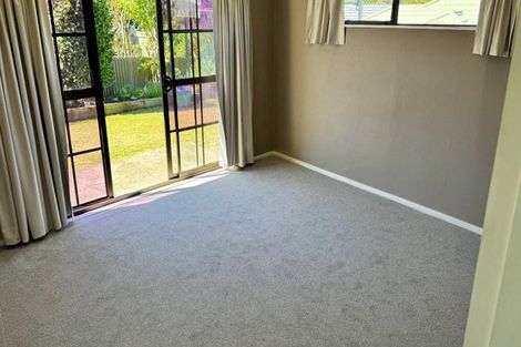 Photo of property in 56 Gray Avenue, Paraparaumu Beach, Paraparaumu, 5032