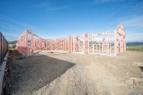 Photo of property in 10 Varsity Heights, Fitzherbert, Palmerston North, 4410