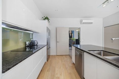 Photo of property in 538 Peninsula Road, Kelvin Heights, Queenstown, 9300