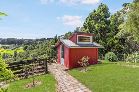 Photo of property in 94 Ara-kotinga, Whitford, Manurewa, 2576