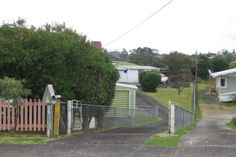 Photo of property in 8 Mackwood Place, Birkdale, Auckland, 0626