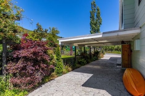 Photo of property in 312e Waikawa Road, Waikawa, Picton, 7220