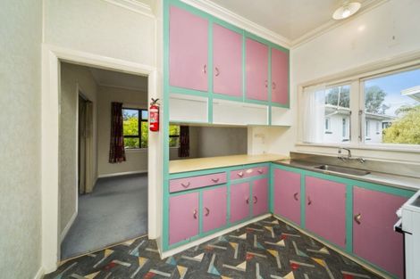 Photo of property in 13 Selwyn Street, Lower Vogeltown, New Plymouth, 4310