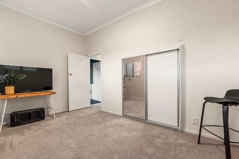 Photo of property in 216 Welcome Bay Road, Welcome Bay, Tauranga, 3112