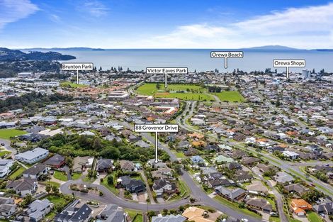 Photo of property in 88 Grovenor Drive, Orewa, 0931