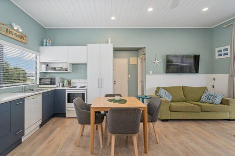 Photo of property in 406 Matarangi Drive, Matarangi, Whitianga, 3592