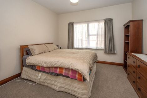 Photo of property in 53 Thackeray Place, Waltham, Christchurch, 8023