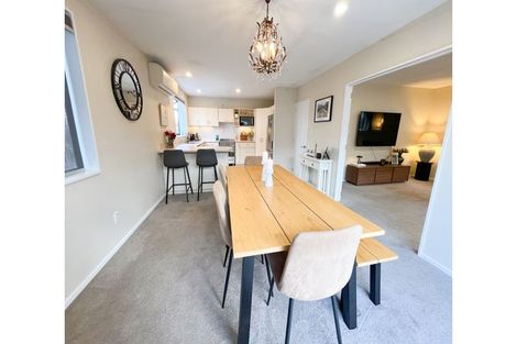 Photo of property in 3/118a Sawyers Arms Road, Northcote, Christchurch, 8052