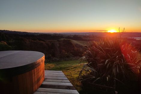 Photo of property in 120 Highridge Road, Clevedon, Papakura, 2582