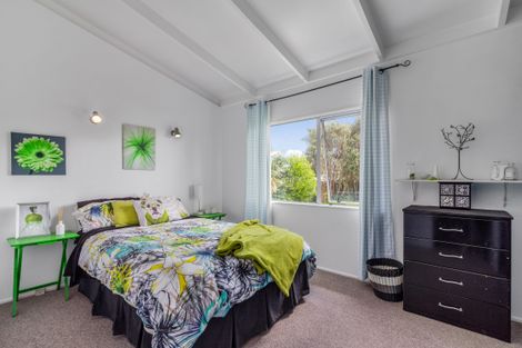 Photo of property in 21 Cypress Place, Owhata, Rotorua, 3010