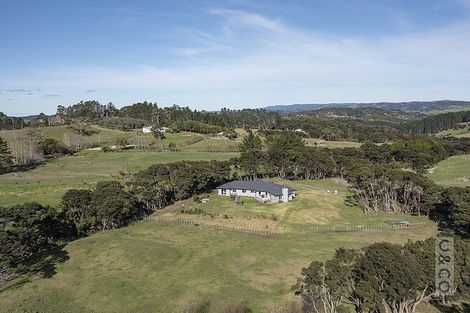 Photo of property in 1293 Old North Road, Helensville, 0875