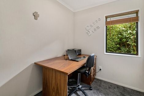 Photo of property in 22 Edward Payton Grove, Pukehangi, Rotorua, 3015