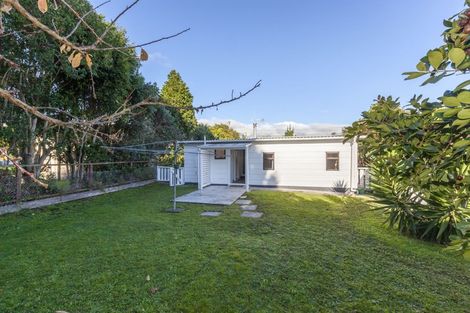 Photo of property in 17 Old Coach Road South, Otaki Beach, Otaki, 5512