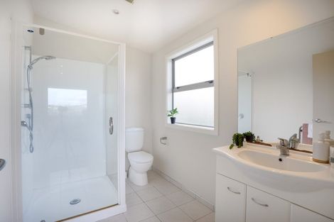 Photo of property in 42 Waverton Terrace, Churton Park, Wellington, 6037