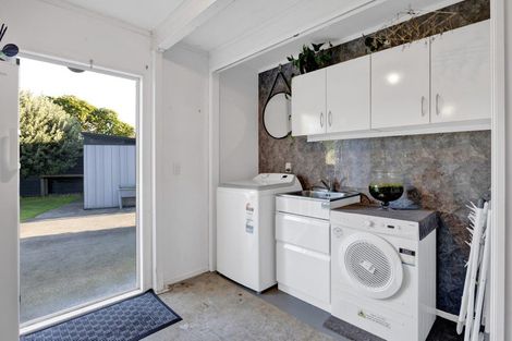 Photo of property in 283 Glover Road, Hawera, 4610